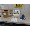 Image 1 : Sy Portable Electric Sewing Machine 