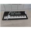 Image 1 : Yamaha Portasounds PSS-470 Keyboard 