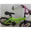 Image 7 : 2 Pedal Bikes ; Super Cycle 20'' , Misty 18''