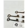 Image 2 : Lot Of 5 Vintage Skeleton Keys