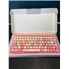 Image 1 : Lot of 1 Ubotie Bluetooth Keyboard - Pink