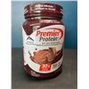 Image 1 : Lot of 1 Tub of Premier Protein Whey Powder - Chocolate Milkshake - 697g