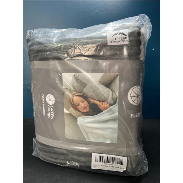 Lot of 1 Sherpa Fleece Blanket - Grey
