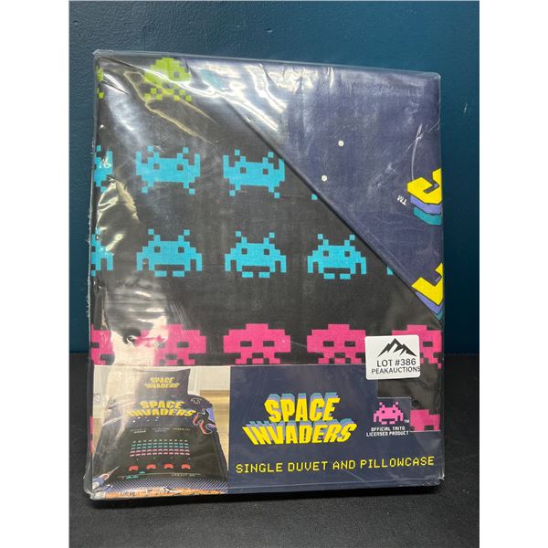 Lot of 1 Space Invaders Single Duvet & Pillowcase Bedding Set