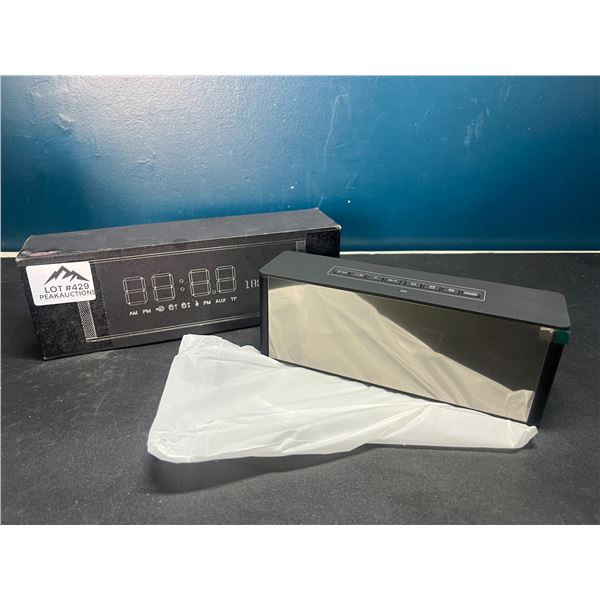 Lot of 1 Large Digital Display LED Alarm Clock/Radio