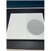 Image 4 : Lot of 1 Xbox One S Console - Used - POWERS ON/WORKS!