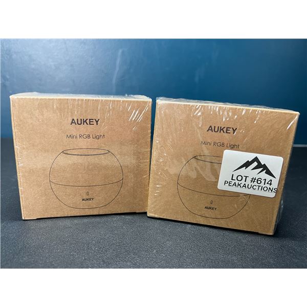 Lot of 2 Aukey Mini RGB Lights (Pink & Green)