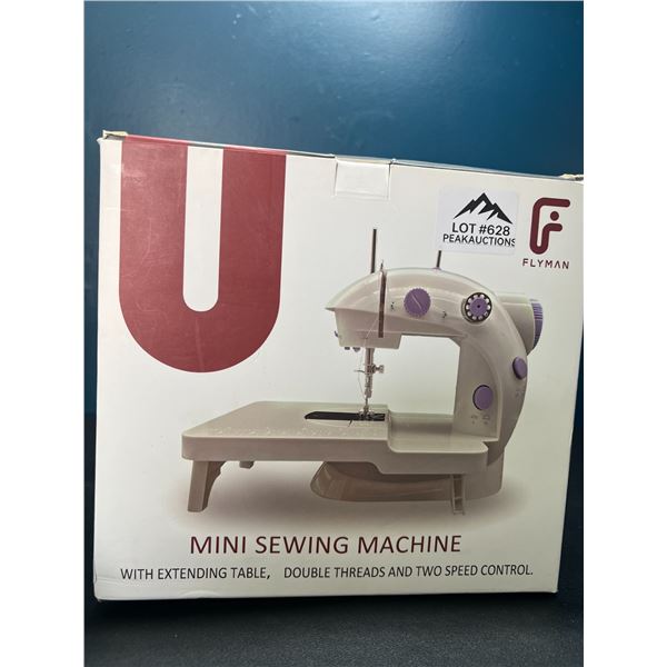Lot of 1 Mini Sewing Machine