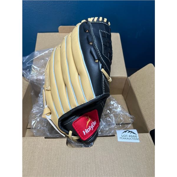 Lot of 1 Baseball Glove - Left Hand Throw