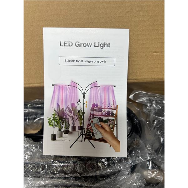 Lot of 1 LED Full Spectrum Grow Light for Indoor Plants w/ Tall Tripod Stand