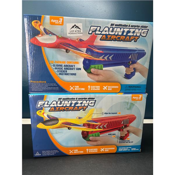 Lot of 2 Flaunting Flying/Gliding Aircraft Toys