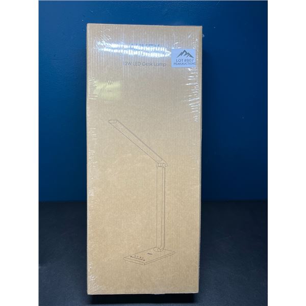 Lot of 1 Aukey 12W LED Desk Lamp