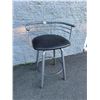 Image 2 : Lot of 1 Swivel Bar Stool