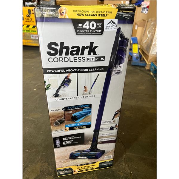 Lot of 1 Shark Cordless Pet Plus Vacuum Cleaner