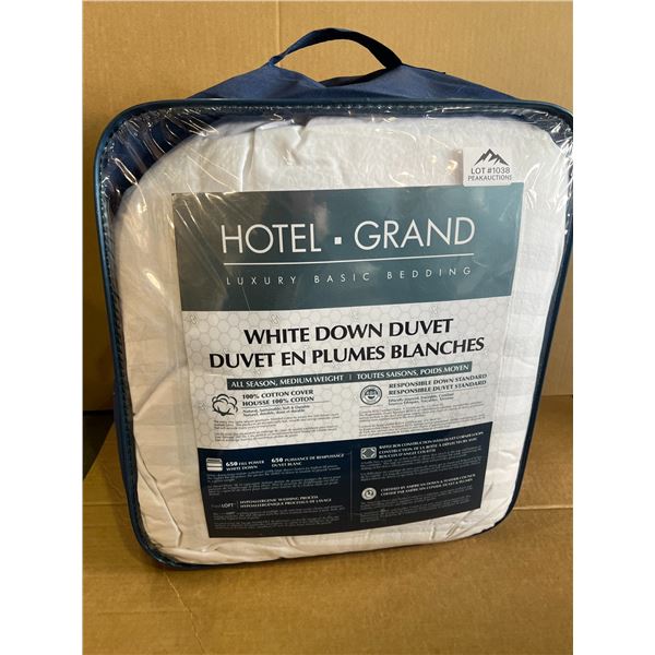 Lot of 1 Hotel Grand White Down Duvet - Queen Size - All Season, Medium Weight White Duvet