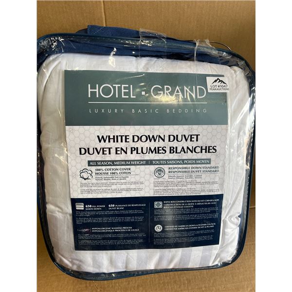 Lot of 1 Hotel Grand White Down Duvet - Queen Size - All Season, Medium Weight White Duvet