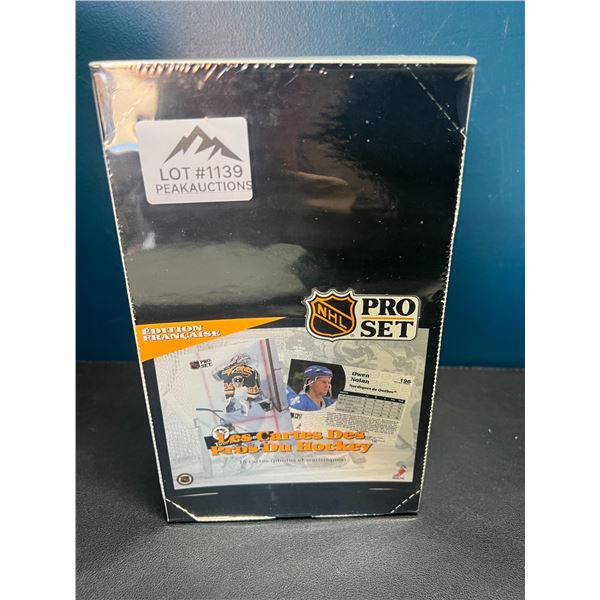 Lot of 1 Booster Box of 1992 NHL Pro Set Hockey Cards - 36 Packs - French Series