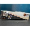 Image 2 : Lot of 1 Booster Box of 1992 NHL Pro Set Hockey Cards - 36 Packs - French Series