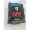 Image 2 : Star Trek The Next Generation 'Geometric' Captain Jean Luc Picard Vinyl Model Kit
