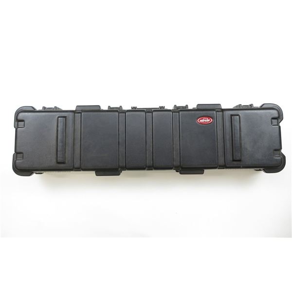 SKB BLACK HARD WHEELED TRAVEL GUN CASE
