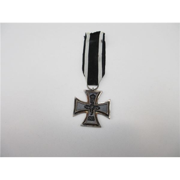 WWI GERMAN IRON CROSS SECOND CLASS