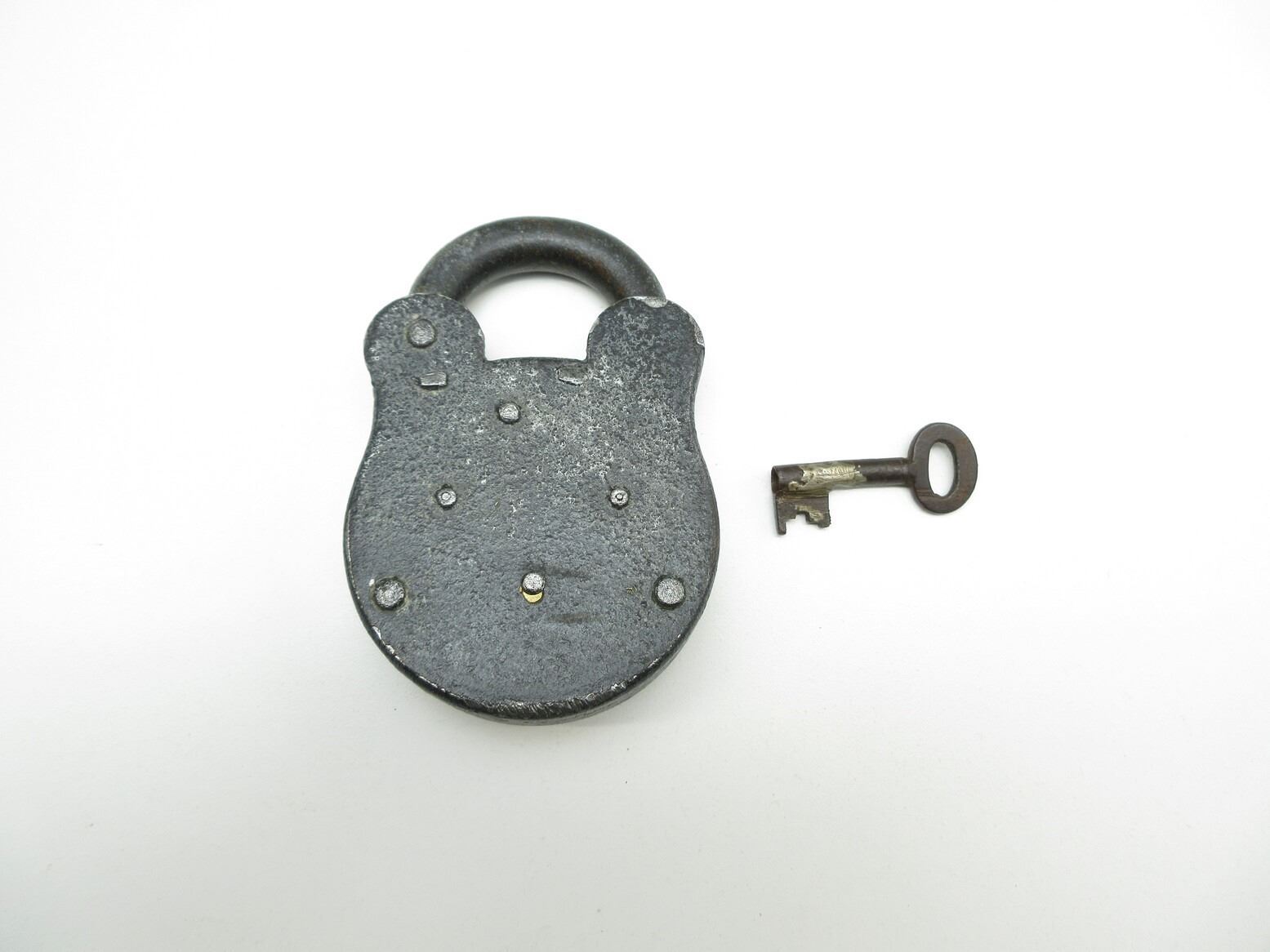 Ww2 Key Rack WWII BRITISH MILITARY PADLOCK AND KEY LOT