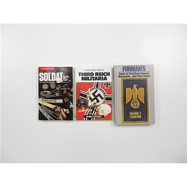 WWII GERMAN MILITARY BOOK LOT