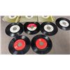Image 4 : Elektra/Asylum Vintage Vinyl 45 RPM Record Collection Lot