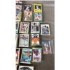 Image 5 : Vintage MLB Baseball Card Collection Box Lot