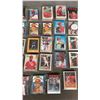 Image 4 : Vintage MLB Baseball Card Collection Box Lot