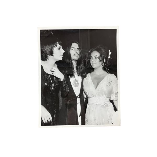 Elizabeth Taylor Liza Minnelli and Michael Wilding Jr. Academy Awards Stamped Photograph