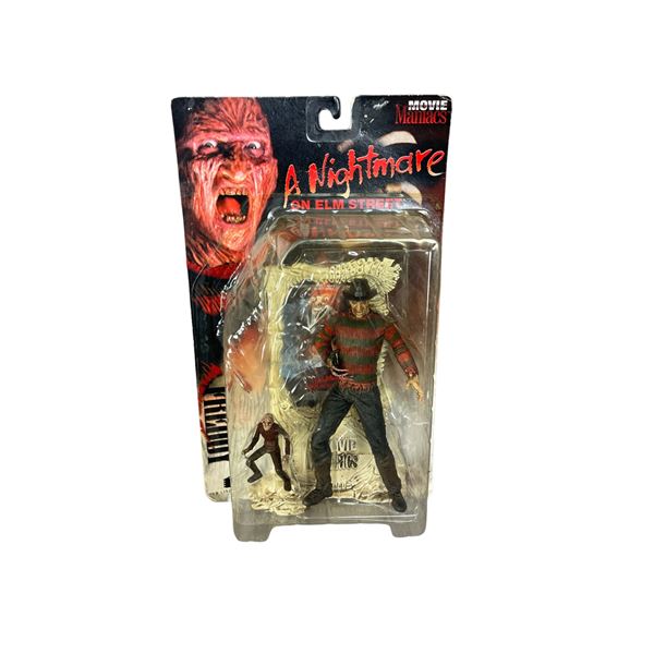 A Nightmare on Elm Street Movie Maniacs Freddy Kreuger Action Figure