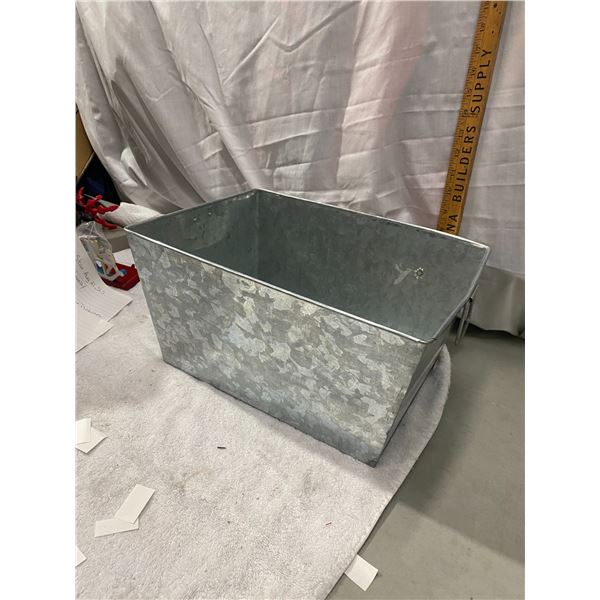 NEW THE TIN BIN visual data 6