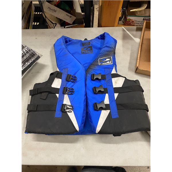 Fluid medium life jacket