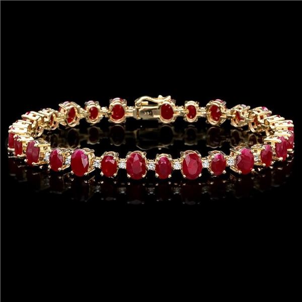 14k Gold 21.00ct Ruby 0.90ct Diamond Bracelet