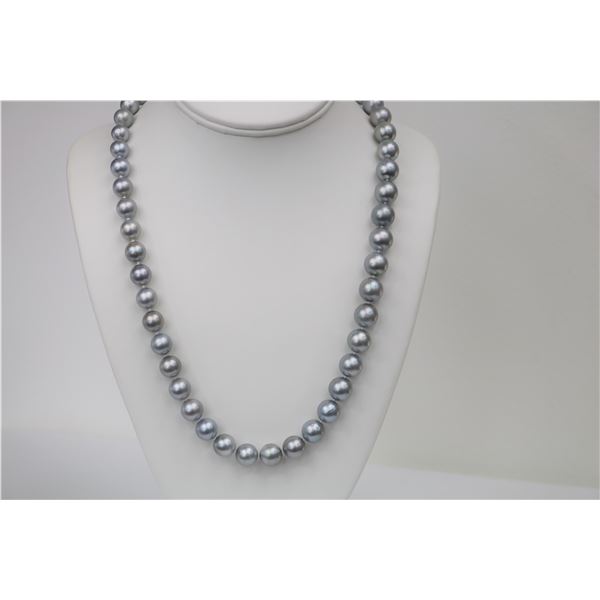 9-11mm Tahitain Platinum Silver Round Necklace with Gold Clasp