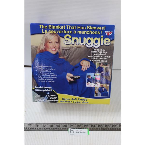 Snuggie- Super Soft Fleece (NIB)