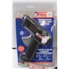 Image 3 : (4) Glue Guns with Glue