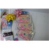 Image 2 : Assortment of Party & Gift Cards - (4) Bows