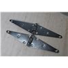 Image 3 : (2) 6" Hinges - (2) 10" Strap Hinges
