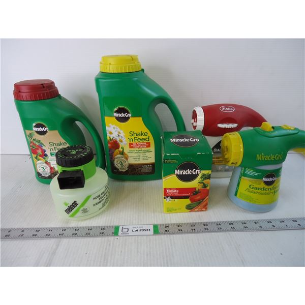 Garden Miracle Grow Shake n Bake, Melnor Hose End Sprayer and Scott's Dial and Spray