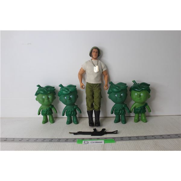 Action Figure + (4) Kid Green Giant Figures