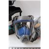 Image 2 : MSA Full Facepiece Respirator in Case