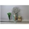 Image 1 : Green Glass Vase - Music Box w/Rose - Vase w/Beaded Flowers