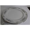 Image 5 : 11-Piece Dishware Set - Banbury Inn, Nitto