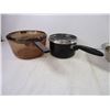 Image 2 : (4) Pieces of Kitchenware