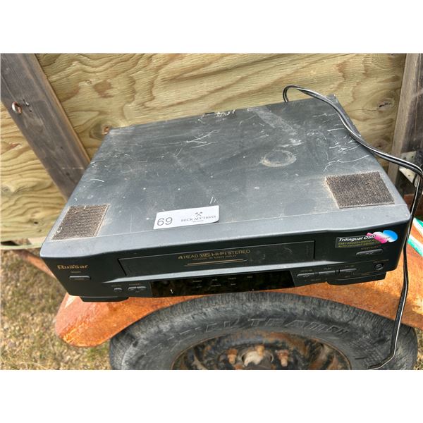 Quasar VHR Recorder  Model # VHQ660