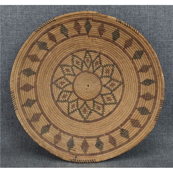 KAWAIISU INDIAN BASKETRY TRAY