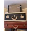 Image 1 : Vintage Suitcases