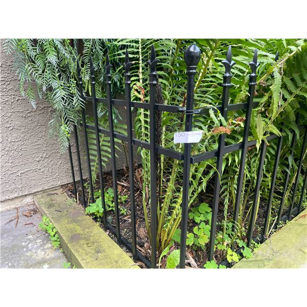 Metal Garden Fencing 8 x 3 ft Pieces
